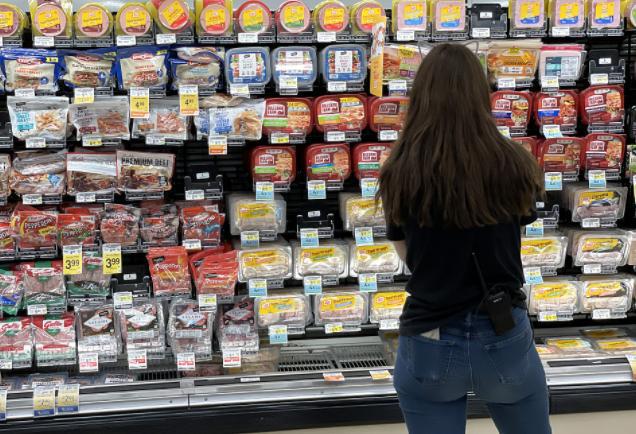 牌价值超过千亿中国食品品牌跃居全球第三爱游戏app登录世界食品龙头揭晓：品(图3)
