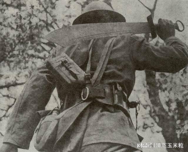 国大杀四方为何面对美军就歇菜了？爱游戏app体育日军靠拼刺刀在中(图3)